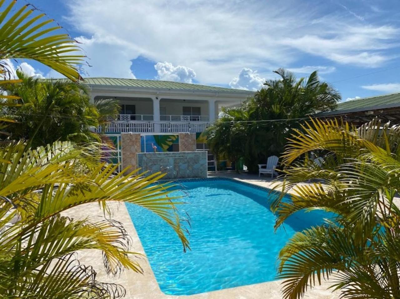 El Flamingo Beach Club Manati Exterior photo